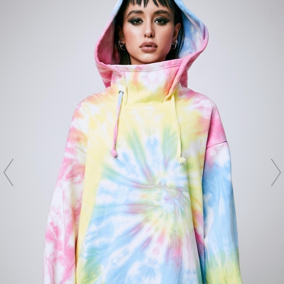 Dolls Kill Tops - NWT Tye Dye Oversized Sweatshirt 😍